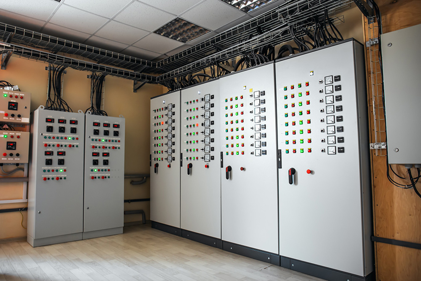 Schalt­anlagen­bau bei EA-Elektrotechnik GBR in Heppenheim